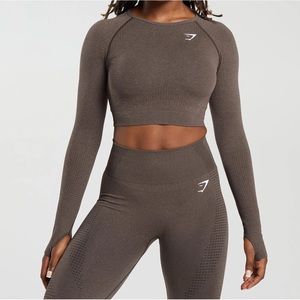 Size medium gym shark brown workout set